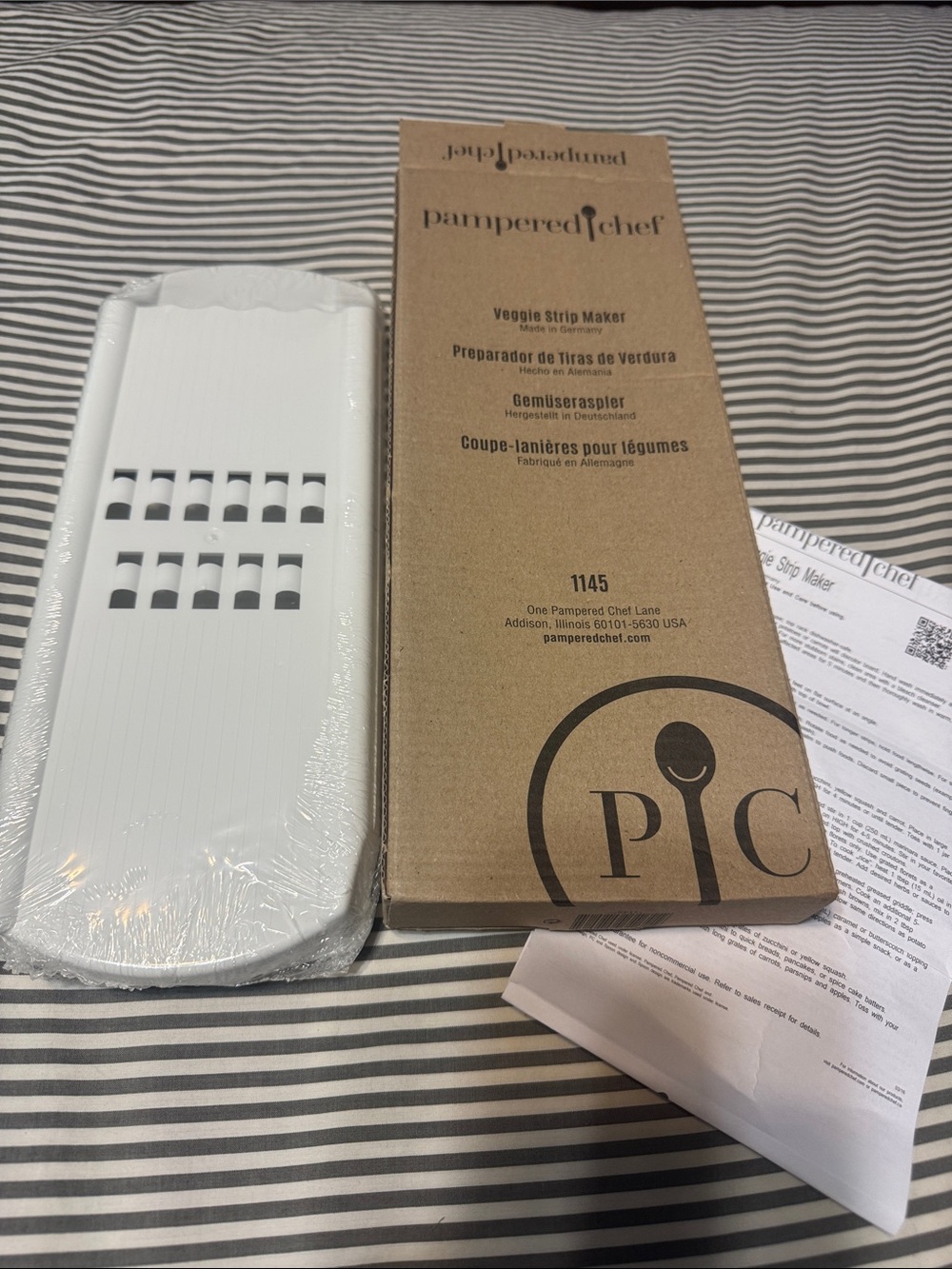 Pampered chef veggie strip maker
